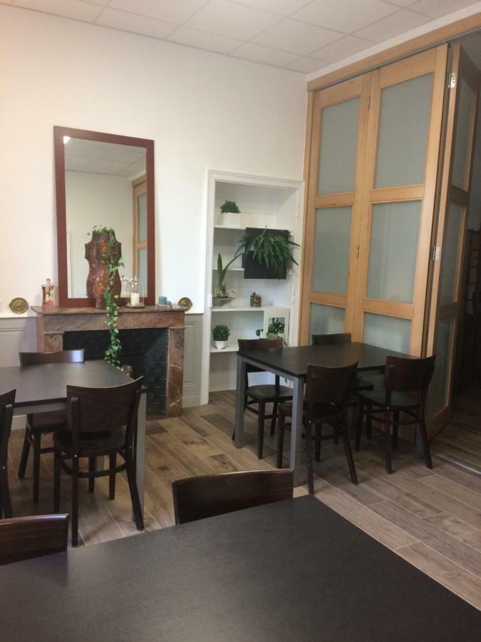 Le Camelia Hotel Ruillé-Froid-Fonds Eksteriør billede